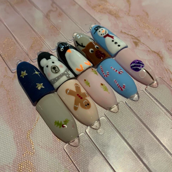 nails by natalie rose mobile manicure london Christmas Nail Art 2020